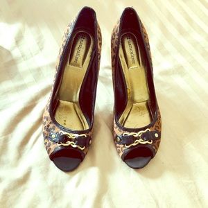Naturalizer leopard print peep toe heels size 10